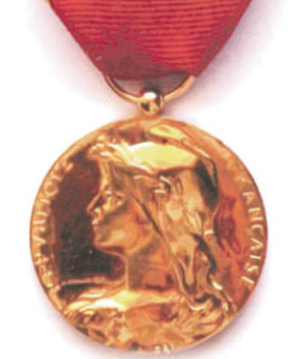 Photographie médaille de mérite personnel